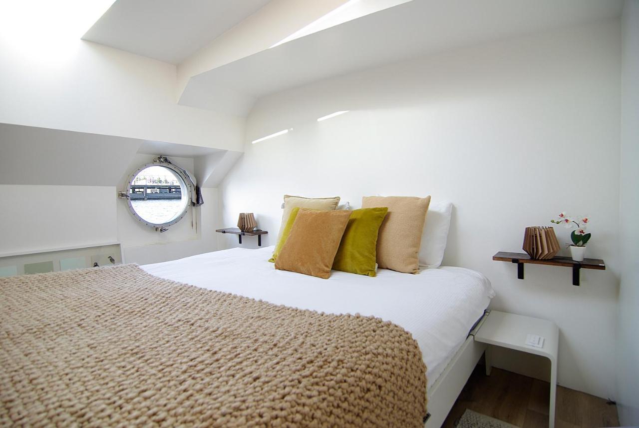 Eco Houseboat Hotel Амстердам Екстериор снимка