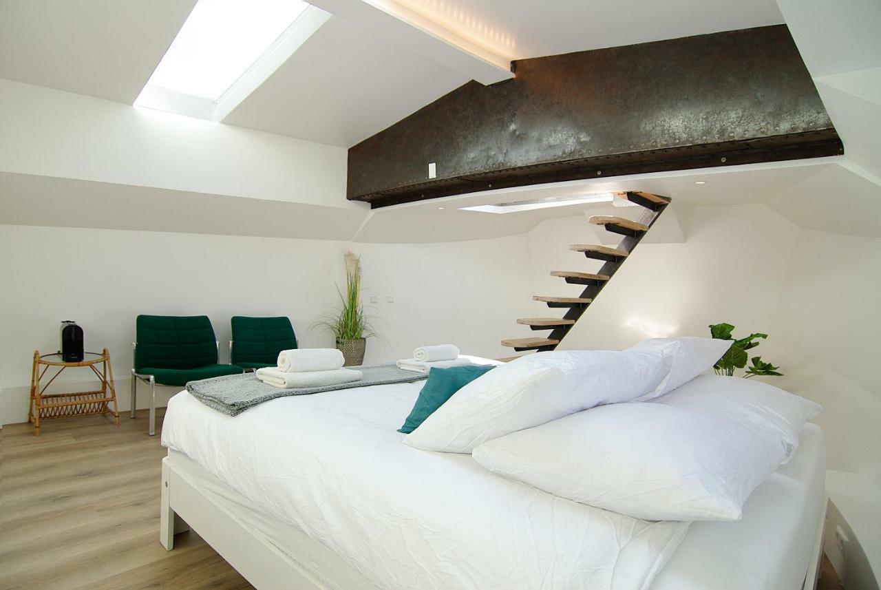 Eco Houseboat Hotel Амстердам Екстериор снимка